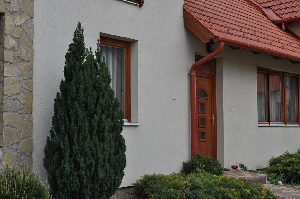 Betero Apartman Veszprém Exterior foto